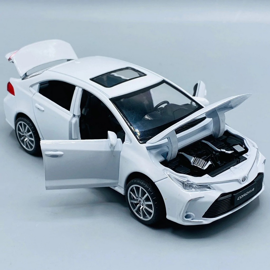 Toyota Corolla 1:32 With light and Sound System