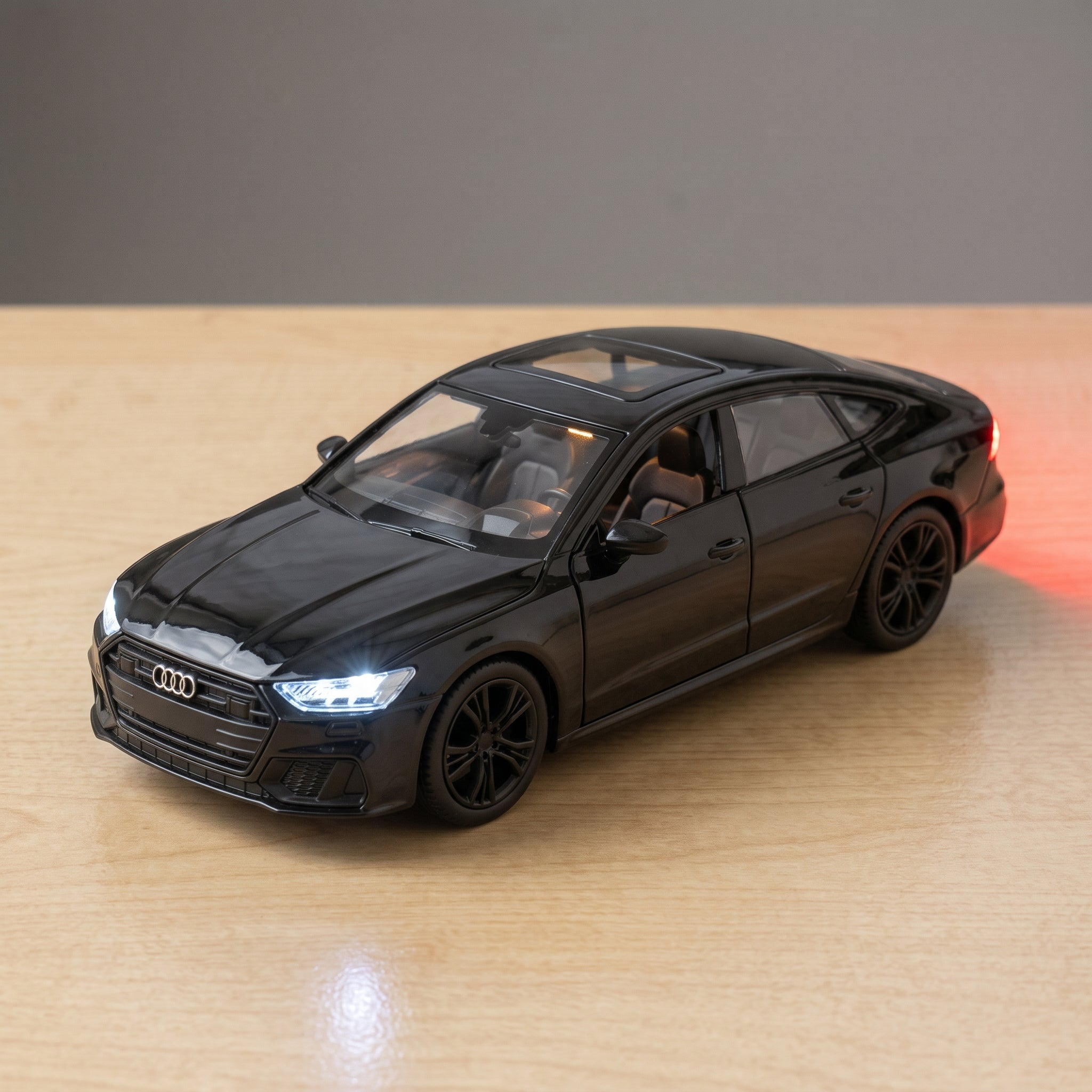 Audi A7 Die-Cast Model Car 1:28 Scale | Premium Alloy Collectible