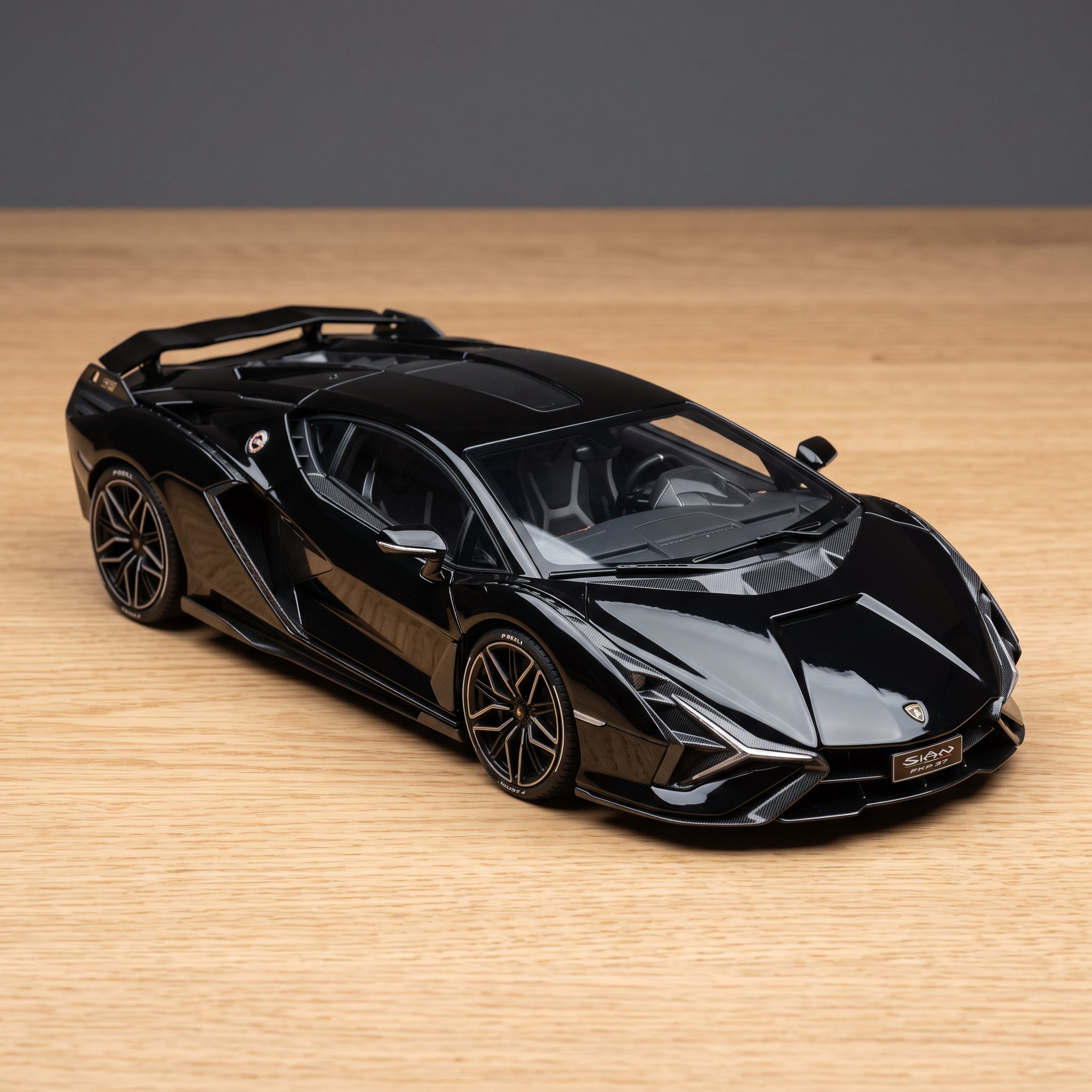 Lamborgini Sian 1:24 Scale Premium Diecast Model