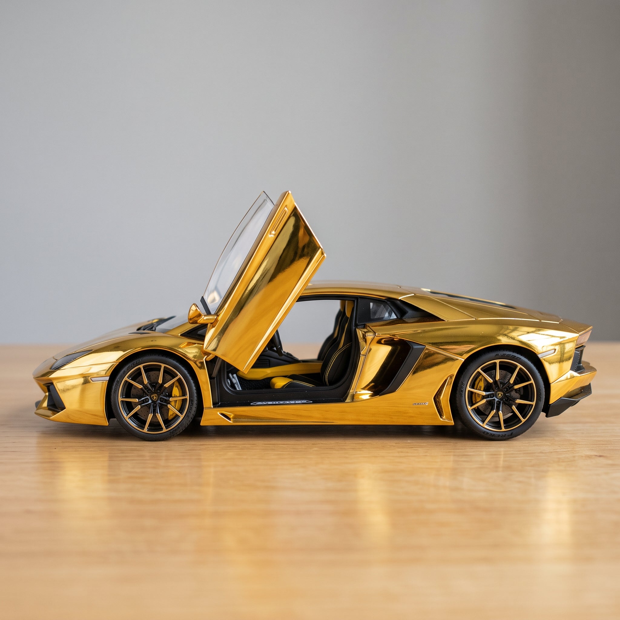 Lamborghini Aventador Diecast Model – Gold Chrome (1:32 Scale)