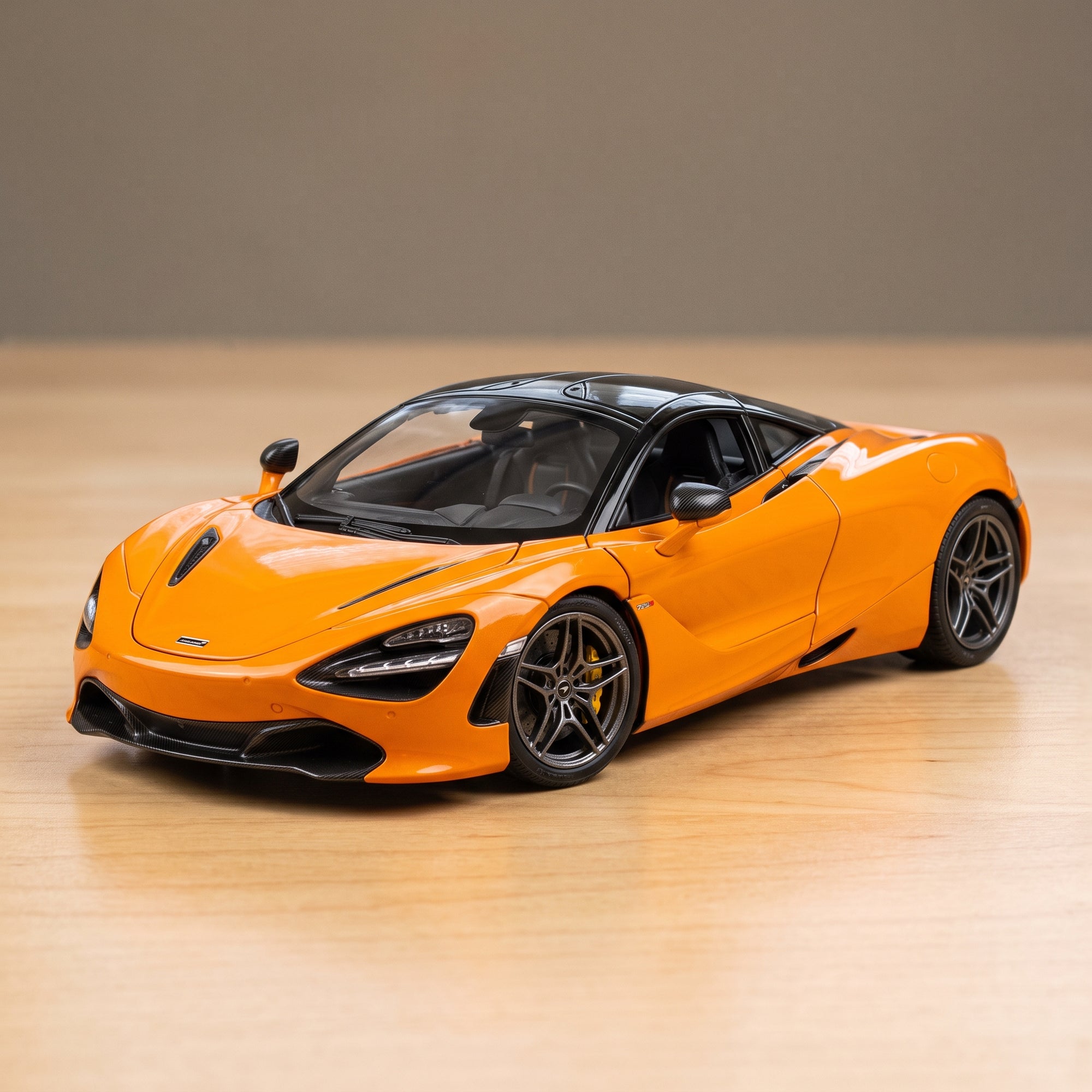 Maclaren 720S Diecast Model  1:24 Scale