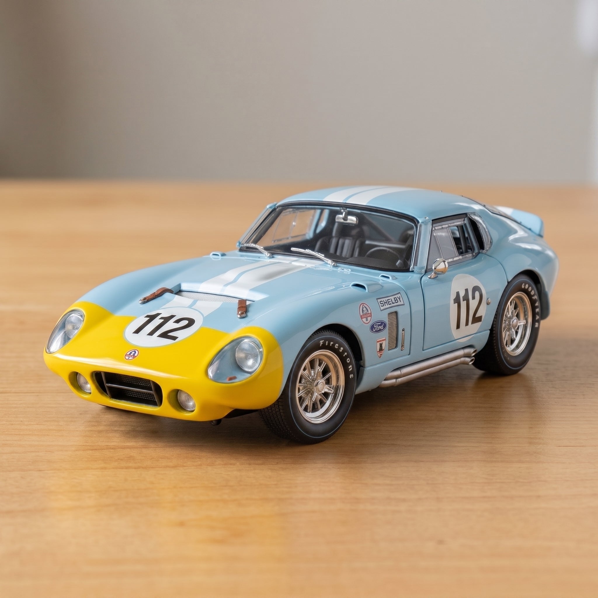 Shelby Cobra Daytona Coupe Diecast Model 1:32 Scale