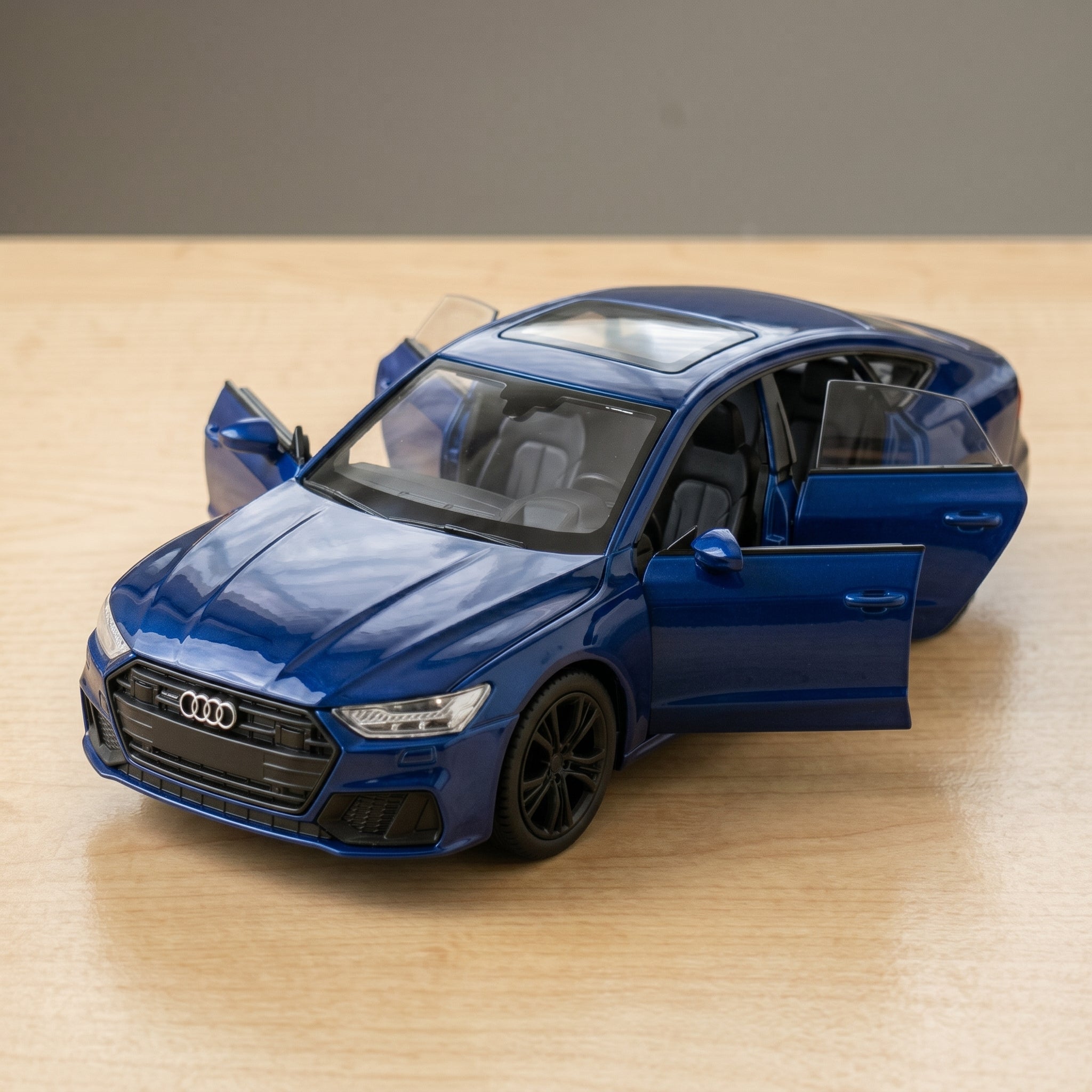 Audi A7 Die-Cast Model Car 1:28 Scale | Premium Alloy Collectible