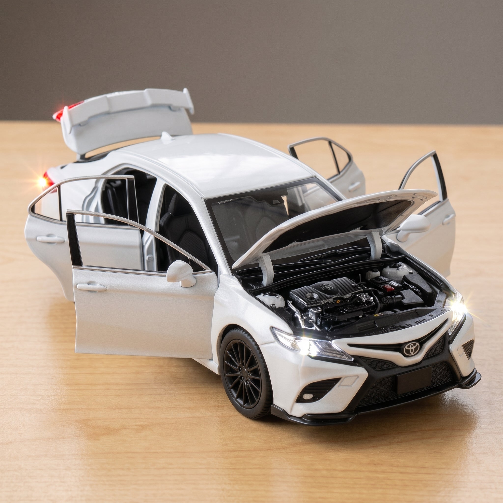 Toyota Camry 1:28 Scale Diecast Model