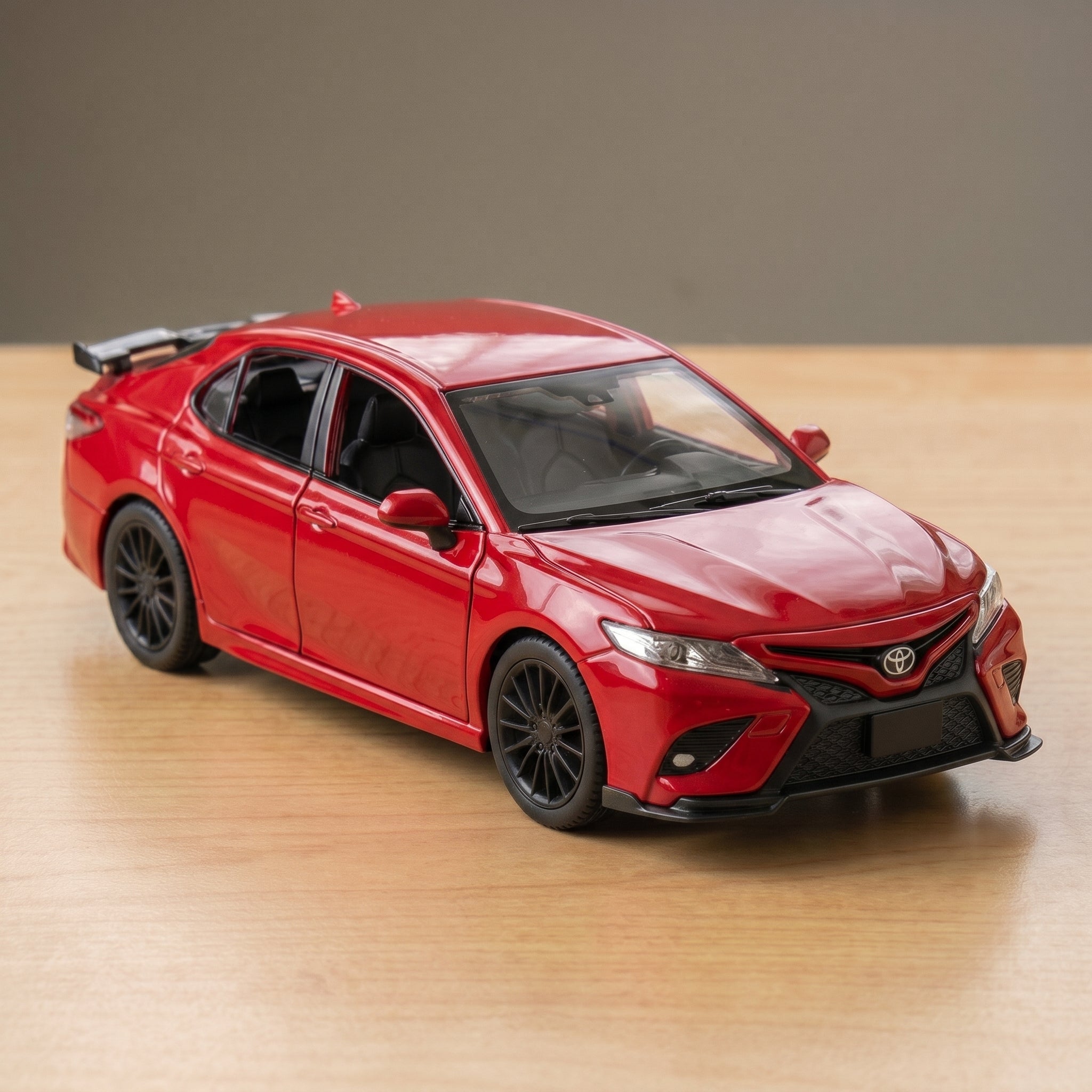 Toyota Camry 1:28 Scale Diecast Model