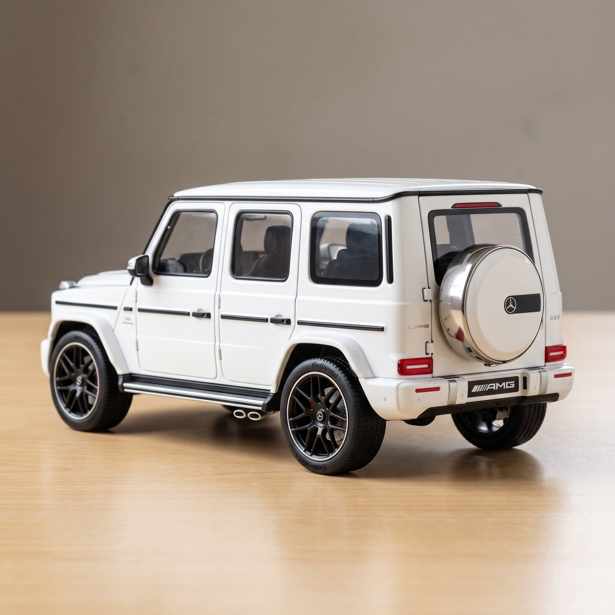 Mercedes AMG G63 Diecast Model 1:32 Scale