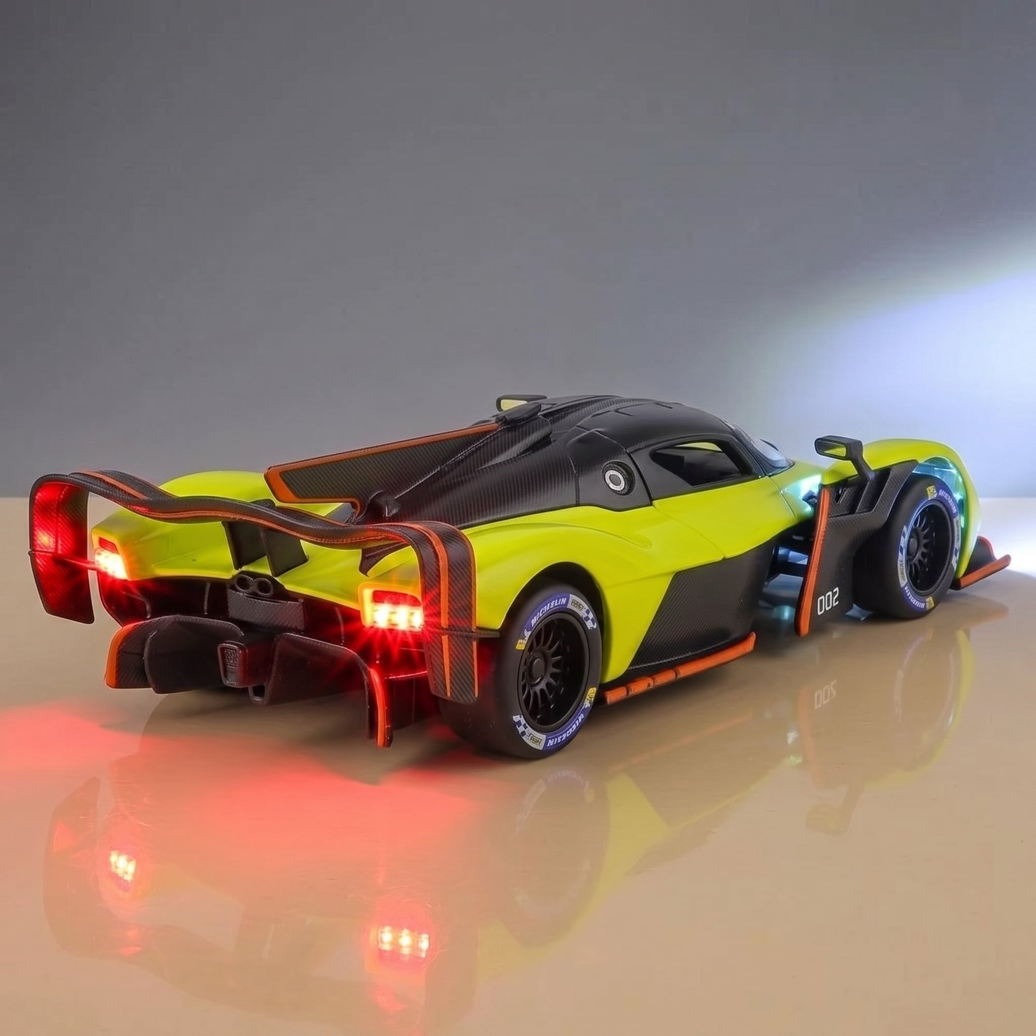 Aston Martin Valkyrie AMR Pro Diecast Model 1:24 Scale